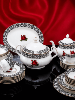 Luxury Black Velvet Bone China Dinner Set